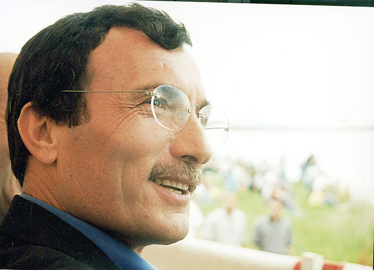 Yobazlığın kalıntısı... Kitap yakmak