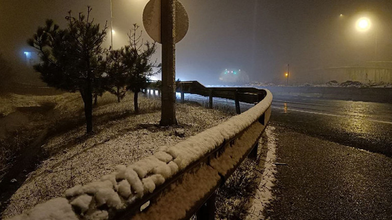 Son dakika... Meteoroloji uyarmıştı, kar yağışı etkili oluyor Türkiye beyaza büründü: İşte kar manzaraları