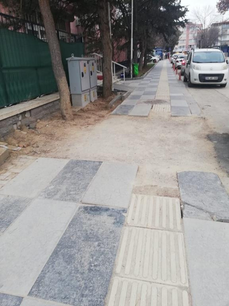 Tarihi evler artık bir bir dökülüyor