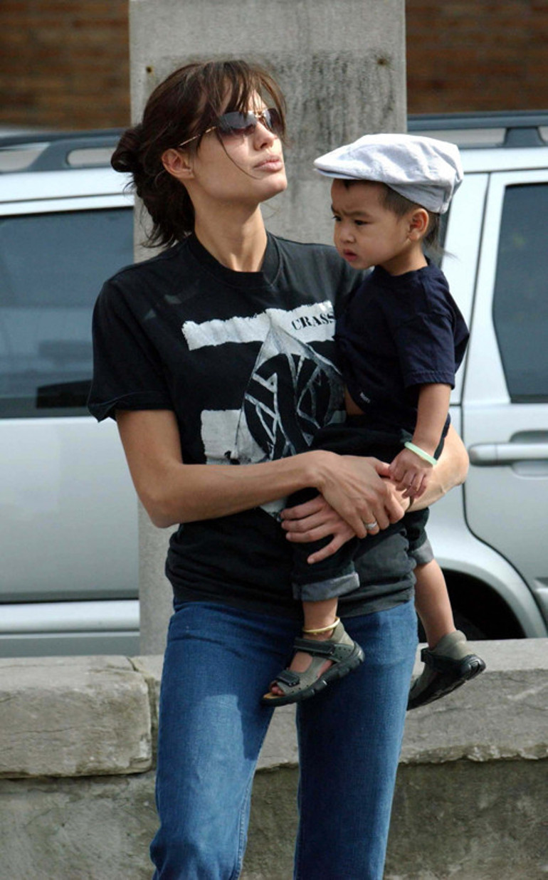 Kalabalık aile bildiğiniz gibi değil:  Meğer çocukları arasında ayrım gözetiyormuş