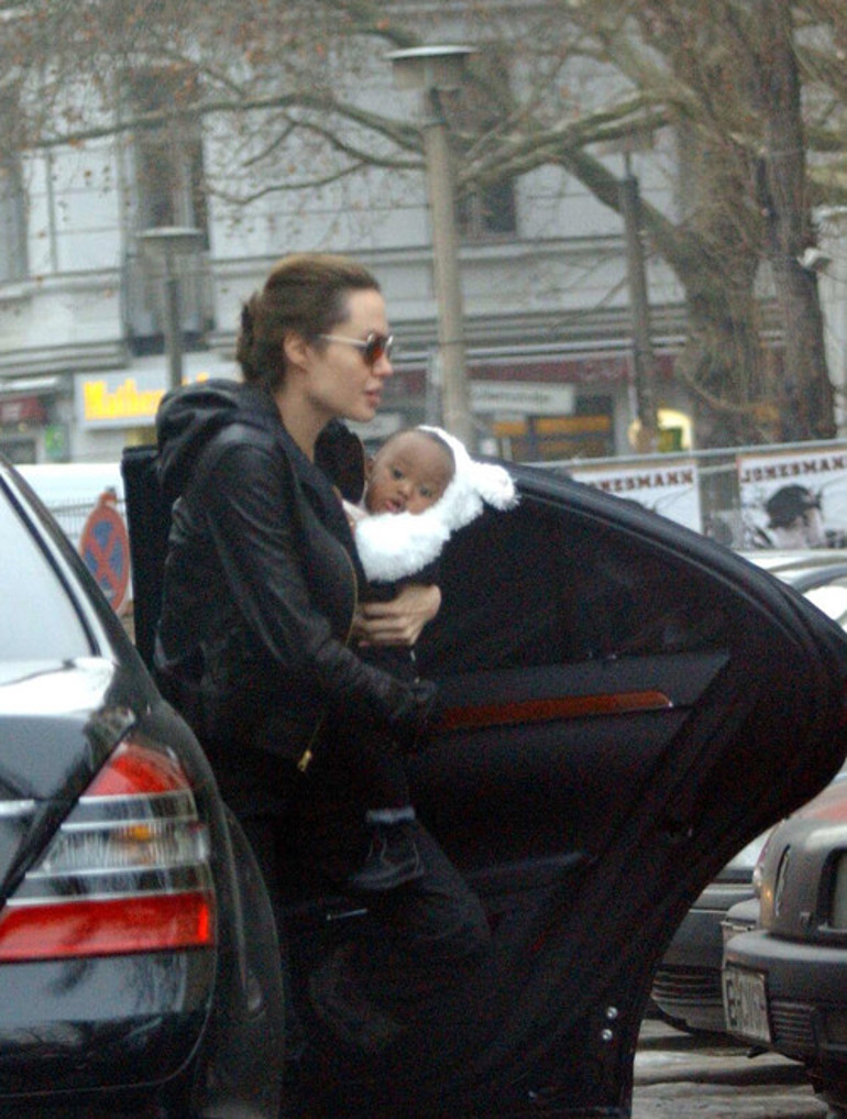 Kalabalık aile bildiğiniz gibi değil:  Meğer çocukları arasında ayrım gözetiyormuş