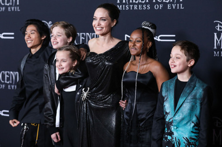 Kalabalık aile bildiğiniz gibi değil:  Meğer çocukları arasında ayrım gözetiyormuş