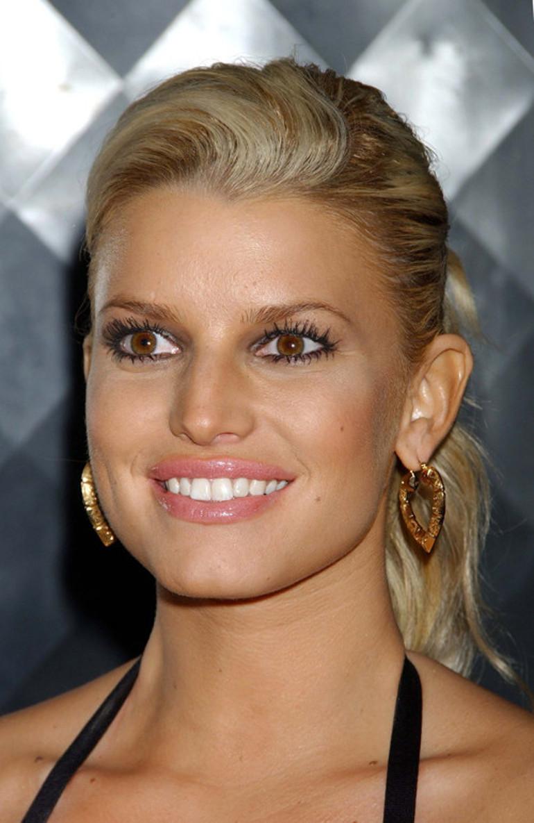 Ünlü oyuncunun gençlik fantezisi kâbusa döndü: Kendimi parayla aşk yaşıyor gibi hissettim