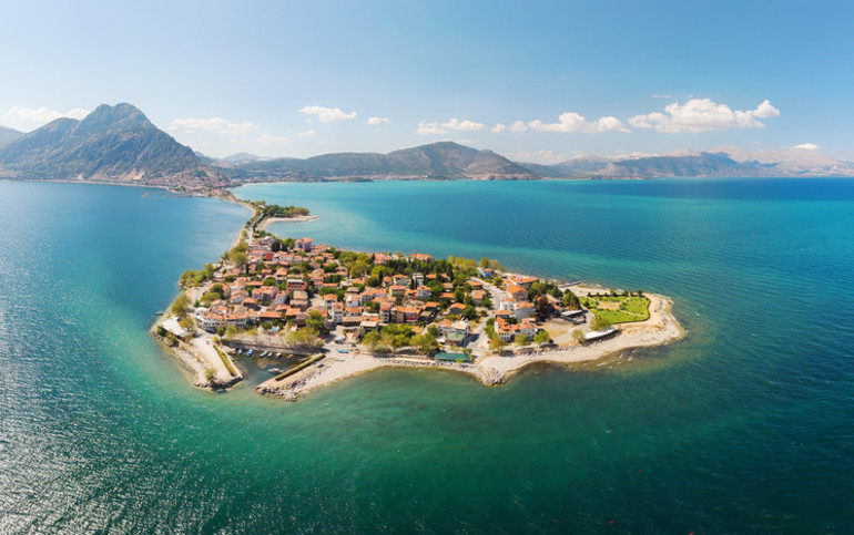 Doğaları ve havalarıyla ömrünüze ömür katacaklar... Türkiyenin mutlaka görülmesi gereken gölleri | 12 ŞEHİR 13 ADRES