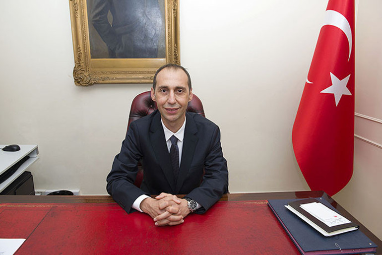Türk Toplumu Sanat Sergisi başvuruları başladı