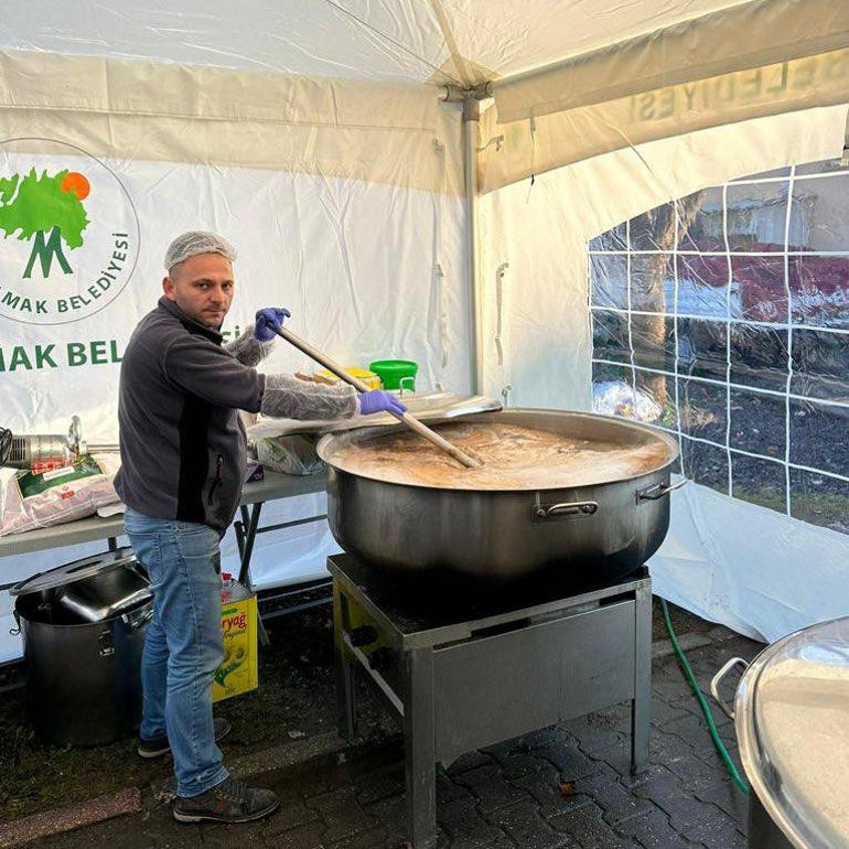 Dayanışmayla umuda el uzatıyorlar