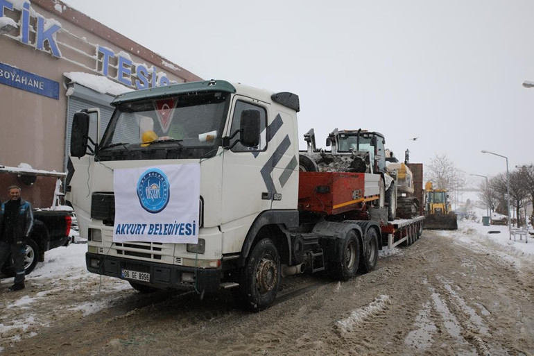 Dayanışmayla umuda el uzatıyorlar