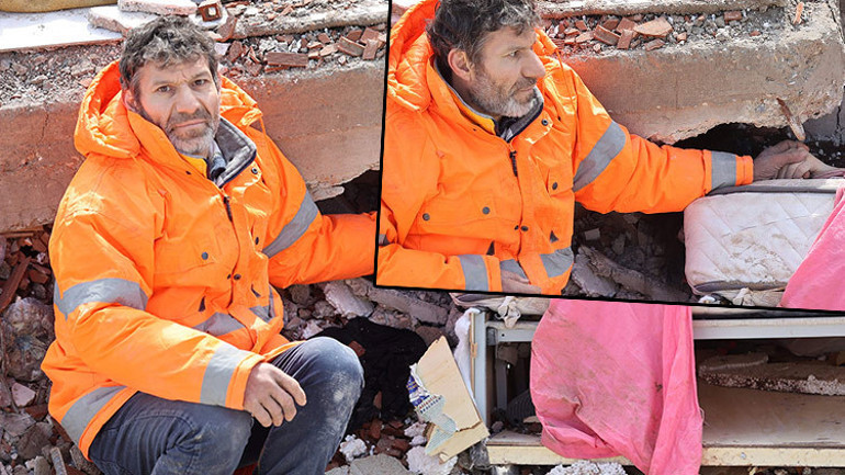 Bu kare dünyayı yasa boğdu... Ölen kızının elini bırakmadı