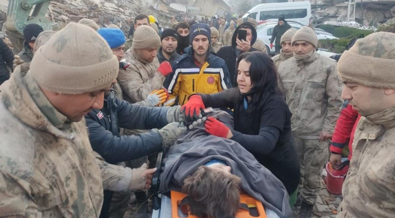 Son dakika: Türkiyeyi sarsan afette beşinci gün... Deprem felaketinde can kaybı 18 bin 342... Dakika dakika bölgelerimizden anlık bilgiler