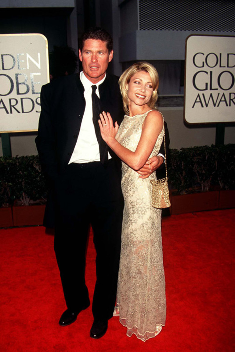 Ünlü oyuncu kızını evlendirdi: Babamı görünce ağlamaya başladım