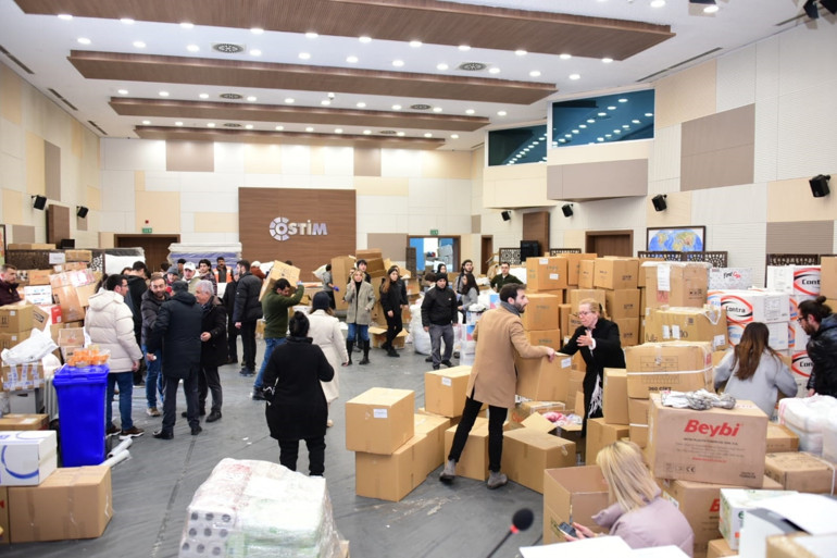 Başkentteki üniversiteler depremzedeler için seferber
