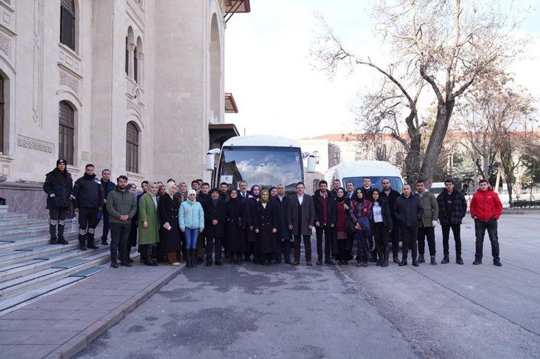Başkentteki üniversiteler depremzedeler için seferber