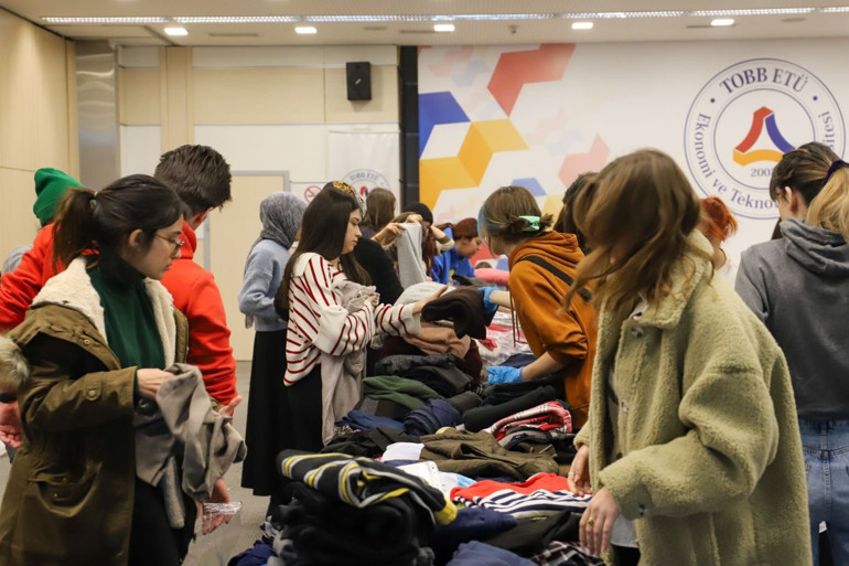 Başkentteki üniversiteler depremzedeler için seferber