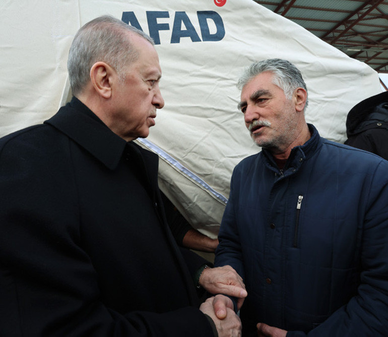 Son dakika... Cumhurbaşkanı Erdoğan deprem bölgesinde Depremzedelere 1 yıllık kira desteği
