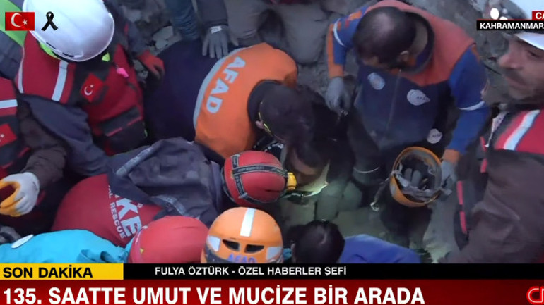 Depremde 9. gün... Umut dolu bekleyiş ve sevinç gözyaşları: Peş peşe mucize haberleri...