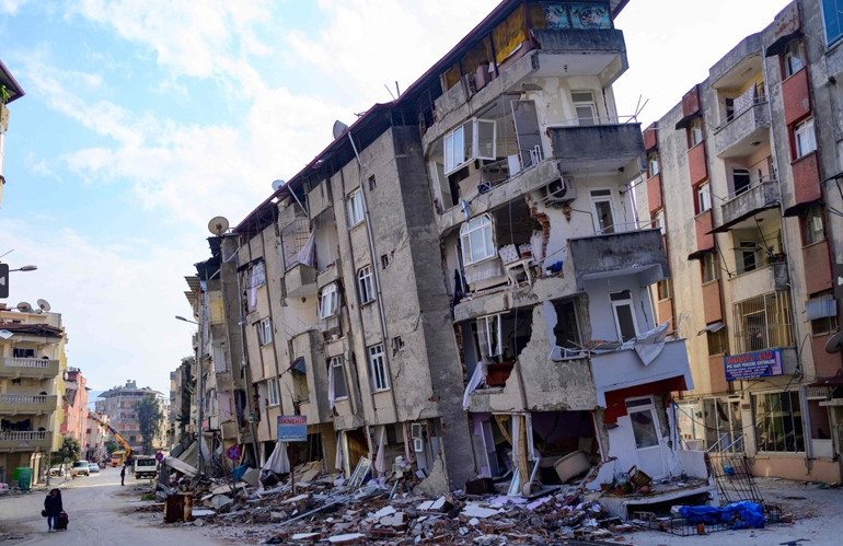 Son dakika... Türkiyeyi sarsan felakette onuncu gün: Depremde can kaybı 35 bin 418... Dakika dakika bölgelerimizden anlık bilgiler