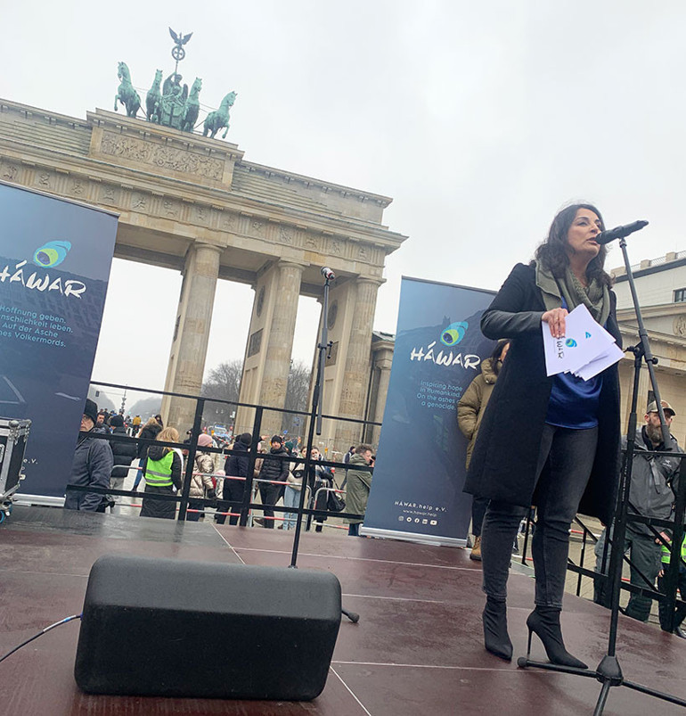 Berlin’de deprem kurbanları anıldı