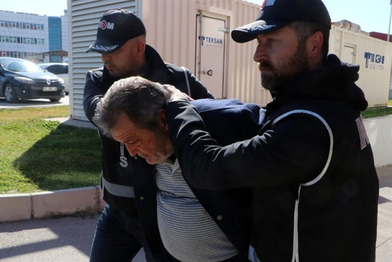 Son dakika... Türkiyeyi sarsan felakette onuncu gün: Depremde can kaybı 35 bin 418... Dakika dakika bölgelerimizden anlık bilgiler