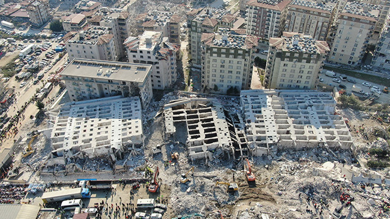 Deprem soruşturması: Felaketin müteahhitleri tek tek yakalanıyor...