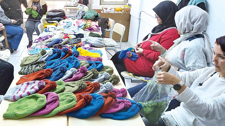 Halk eğitim merkezleri halk yardım merkezi oldu