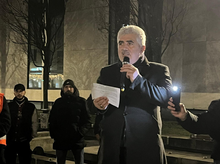 Kornmarkt’ta depremzedeler için dua edildi