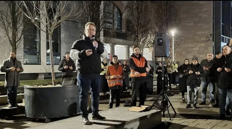 Kornmarkt’ta depremzedeler için dua edildi