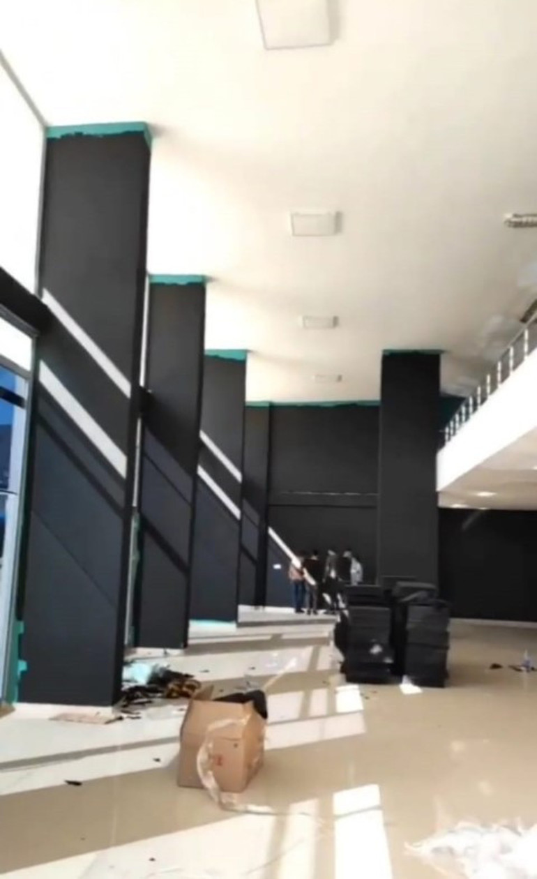 50 kişinin öldüğü bina hakkında dehşete düşüren iddia Spor salonu için kolonu kestiler