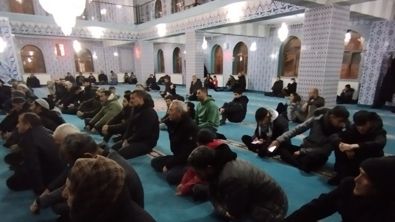 Miraç Kandilinde depremzedeler için dua edildi