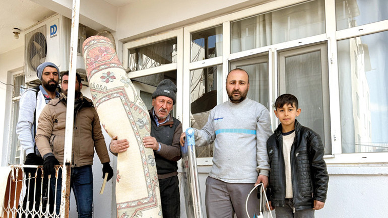 Deprem bölgesinde yerinde istihdam hazırlığı: Bölgede işgücü göçü olmamalı