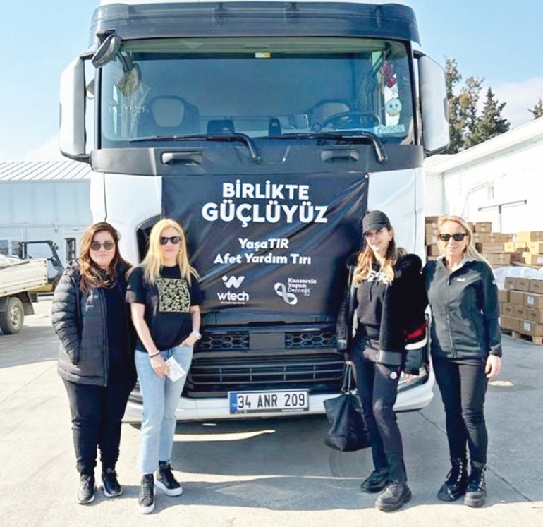 Nazlı Sabancı 4 aylık hamile