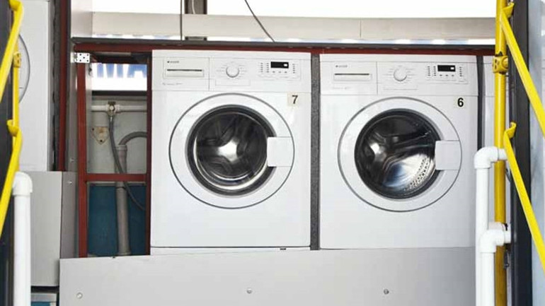 Karaköy esnafından örnek davranış: Depremzedenin içini ısıtan jeneratör tarifesi
