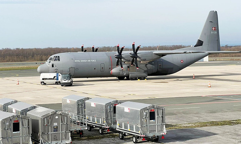 Almanya’dan yardım taşıyan NATO uçağı İncirlik’te
