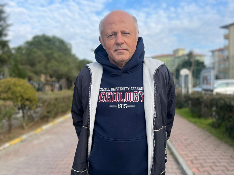 Prof. Dr. Öztürkten İskenderun açıklaması: Hiç deniz suyu gelmemiş bu inanılmaz bir şey