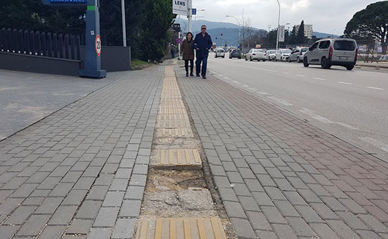 Hem acı hem sorun