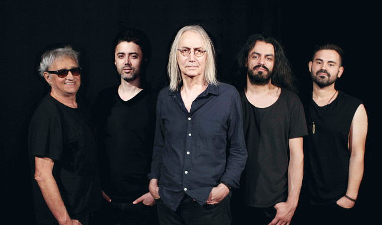 Konser geliri depremzedelere