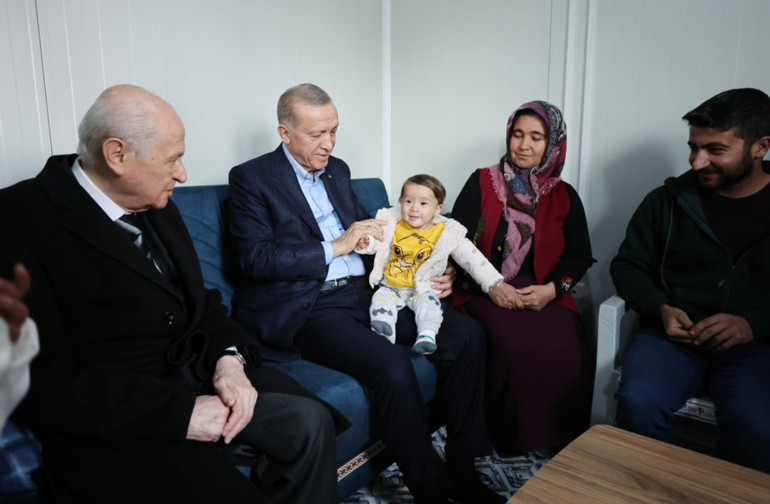 Son dakika: Cumhurbaşkanı Erdoğan: Ata yurdunuzu asla terk etmeyin