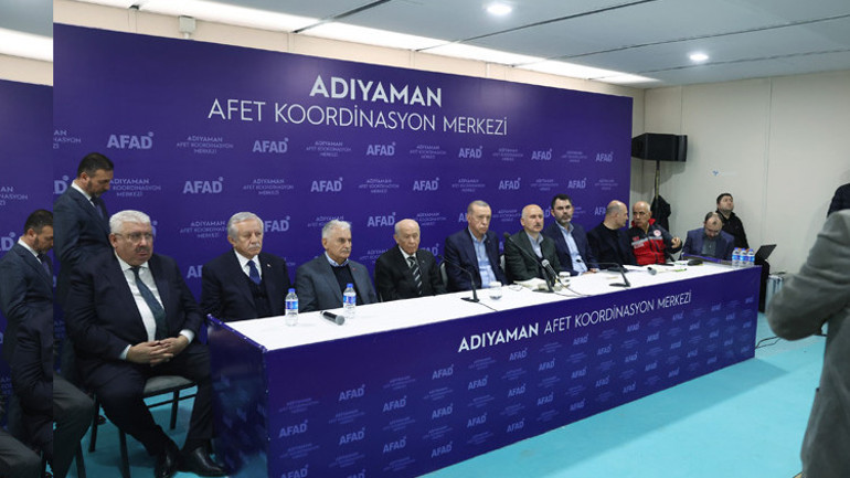 Son dakika: Cumhurbaşkanı Erdoğan: Ata yurdunuzu asla terk etmeyin