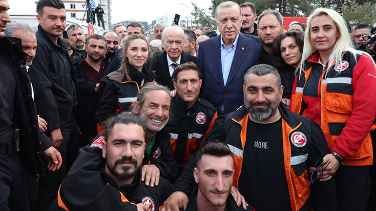 Son dakika: Cumhurbaşkanı Erdoğan: Ata yurdunuzu asla terk etmeyin