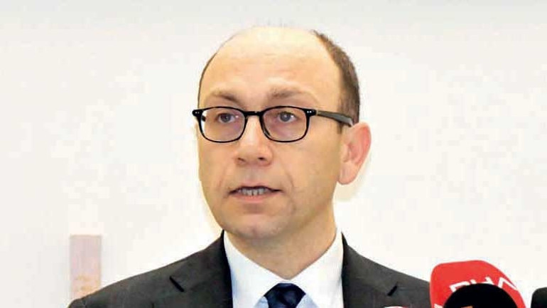 Acil ve çocuk hariç Cerrahpaşa kapıları kapattı