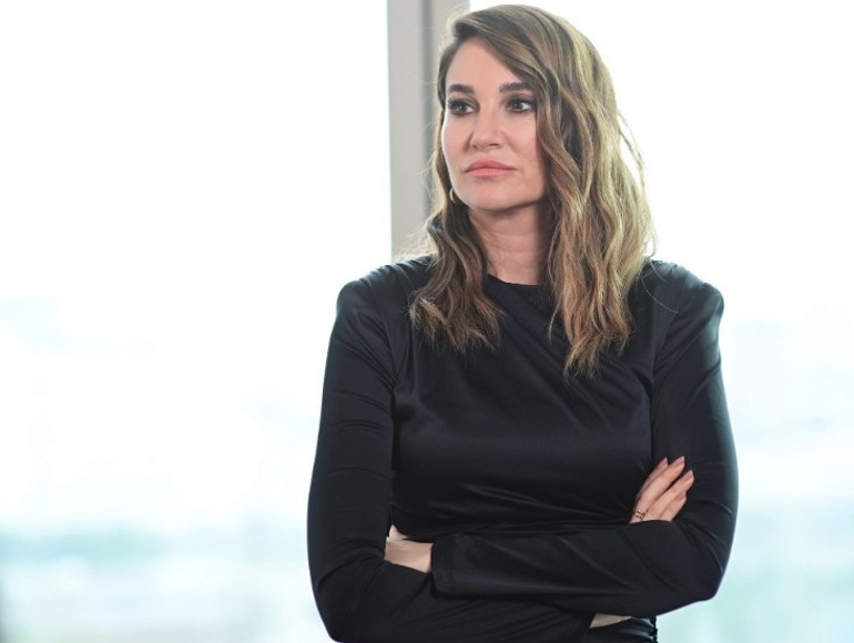 O Kızda eski defterler açıldı, sırlar ortaya çıktı... Zeynepin babası kim