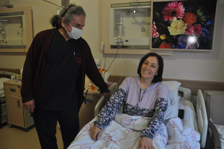 Kilo aldığını sanıyordu... Karnından çıkan doktoru bile hayrete düşürdü