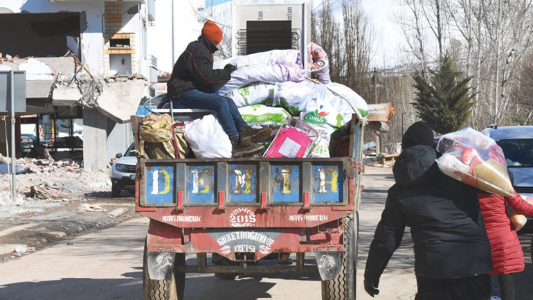 İşte depremin konut piyasasına etkisi: Stoklar eridi fiyatlar arttı