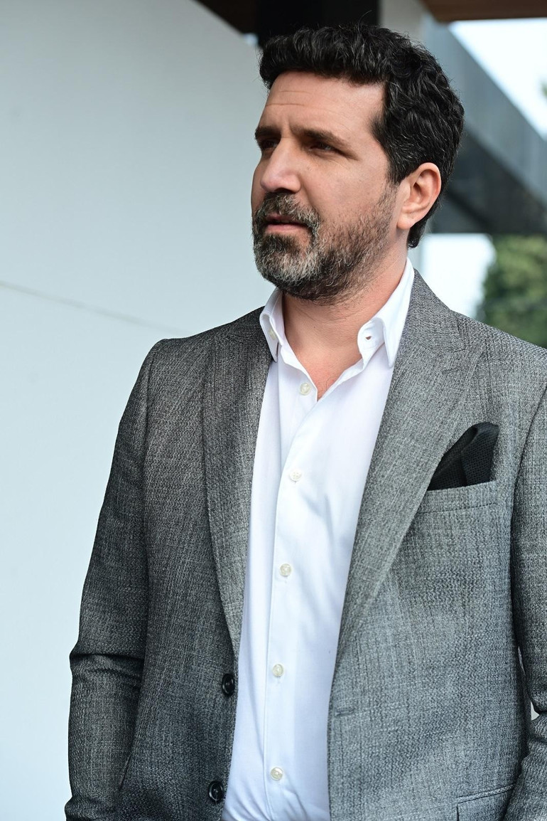 Yıllardır saklanan sır ortaya çıktı: DNA testi yaptırmam lazım çünkü ben senin babanım Zeynep