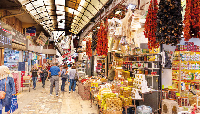 Gastronomi kazanında kaynayanlar