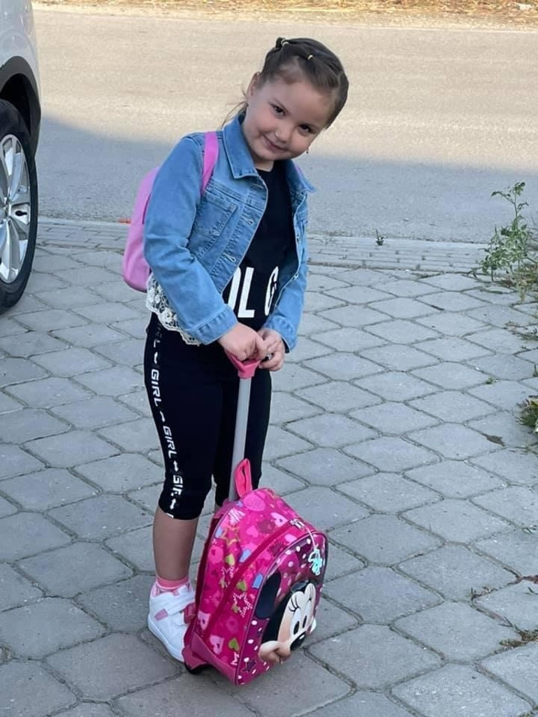 Okulda fenalaşan 7 yaşındaki Lara hayatını kaybetti