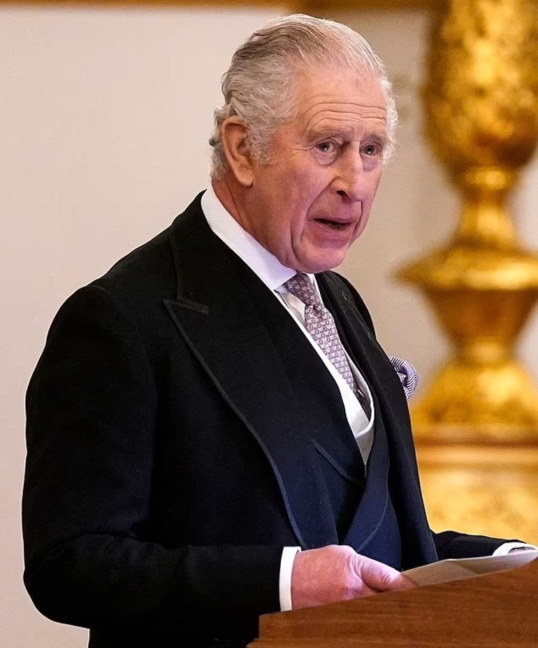 Meghan Markle’ın yüzünde güller açıyor: Çocukları prens ve prenses unvanı alan küskün Sussex’ler İngiltere yolcusu mu olacaklar