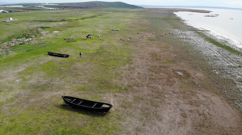 Balıkesir Manyas Kuşgölünü kuraklık vurdu