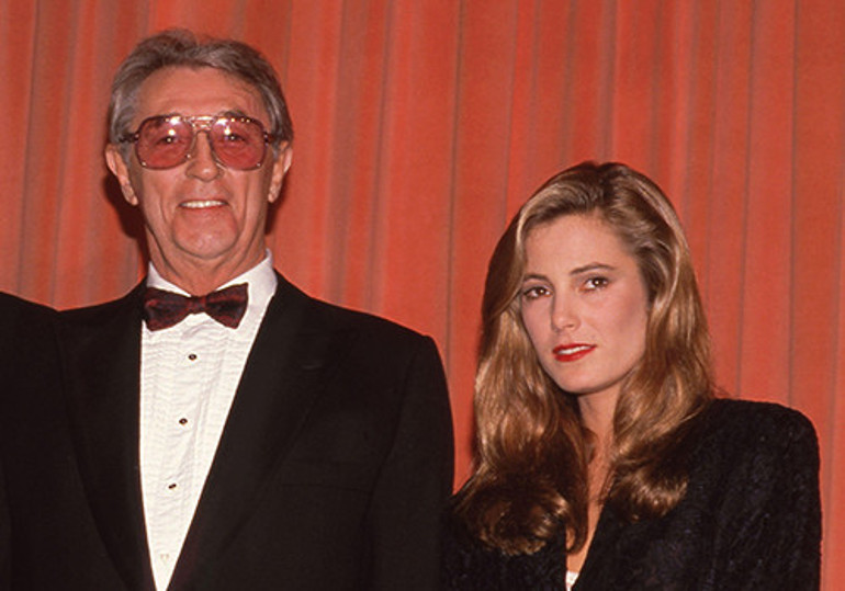 Ahlaksız teklif yüzünden mesleğine küstü: Beni kız arkadaşıyla birlikte yatak odasına davet etti