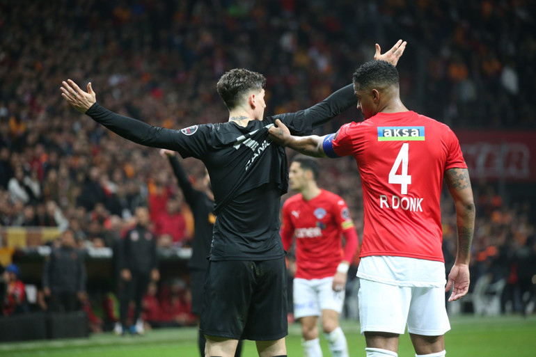 Galatasaray - Kasımpaşa maçının ardından Okan Buruka Zaniolo uyarısı İlk maçında golle tanıştı ama...