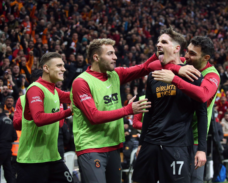 Galatasarayda ilk maçında golle tanışan Nicolo Zaniolo İtalya ve dünya basınında Rüya gibi başlangıç Manciniye mesaj...